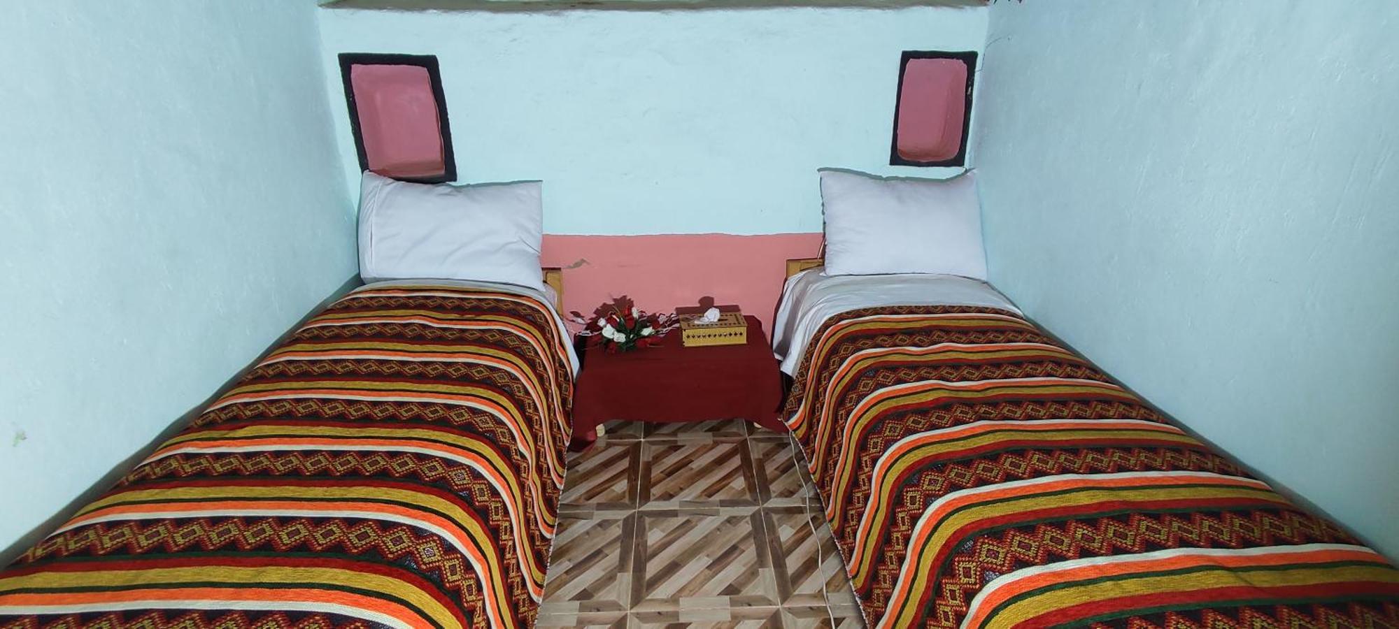 Prends Ton Temps Hotel ซากอร่า ภายนอก รูปภาพ